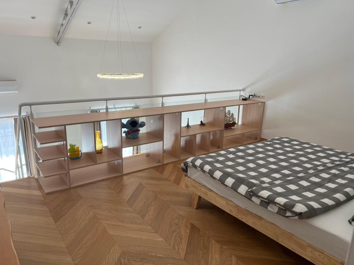 Suite Deluxe Au Carre Cathedrale En Hypercentre Saint Denis Kültér fotó